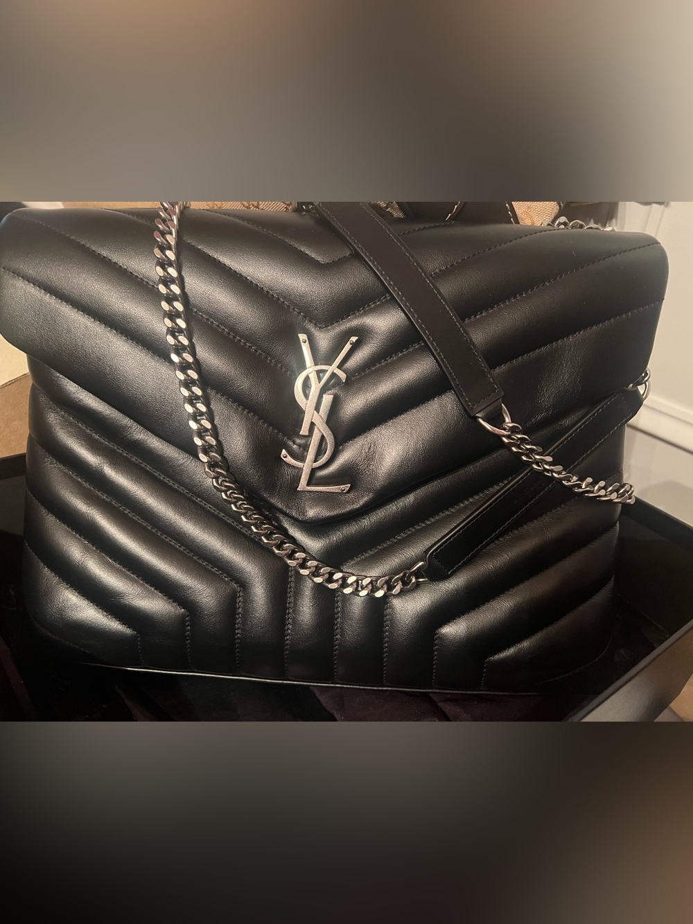 YSL Saint Laurent LOULOU LARGE IN MATELASSÉ LAMBSKIN
BLACK